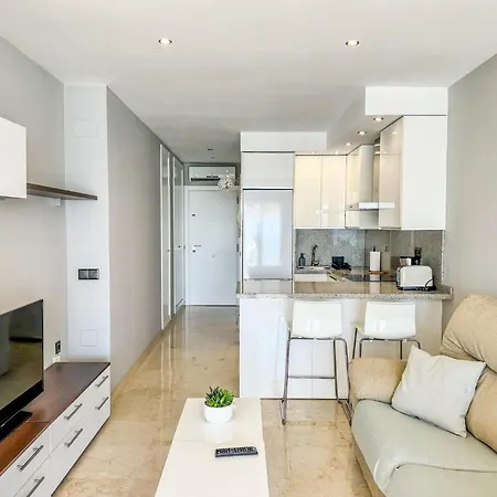 Apartment With Access To Bajondillo *