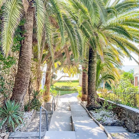 With Access To Bajondillo Torremolinos